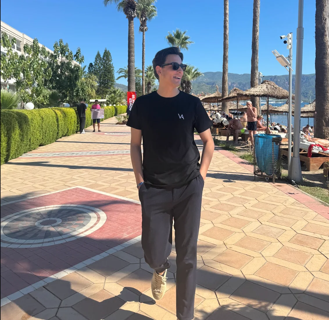 A walk along the beach at PowerBreak’25